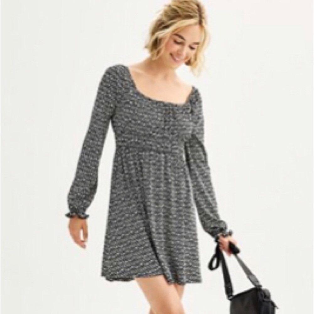 SO Dress Size XL Juniors Black & White Skater Gypsy Style Scoop Neckline New